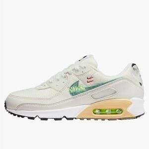 Nike Women’s Air Max 90 SE